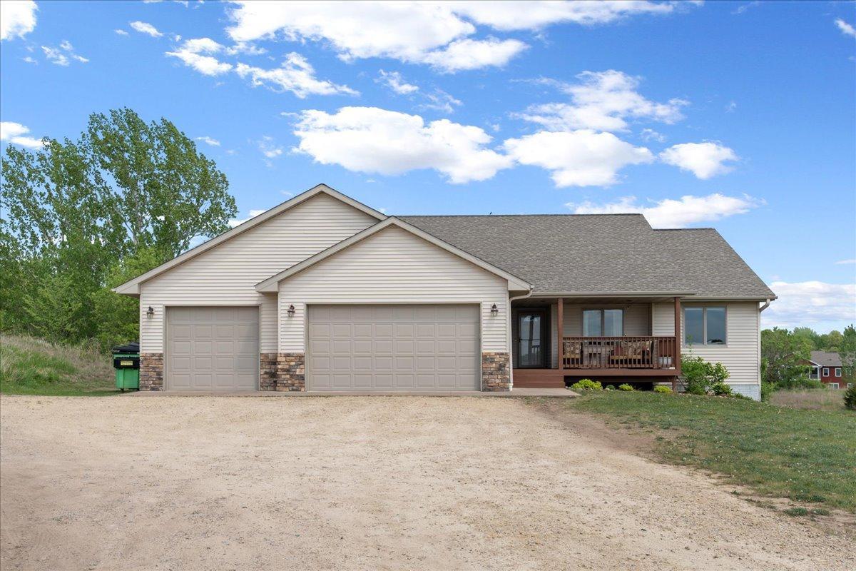 1489 94th Street, New Richmond, Wisconsin image 2