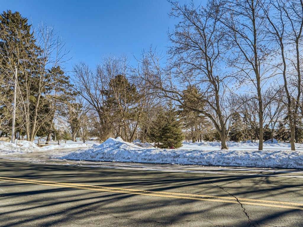 12207 Lake Lane, Lindstrom, Minnesota image 11