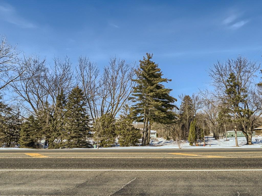 12207 Lake Lane, Lindstrom, Minnesota image 8