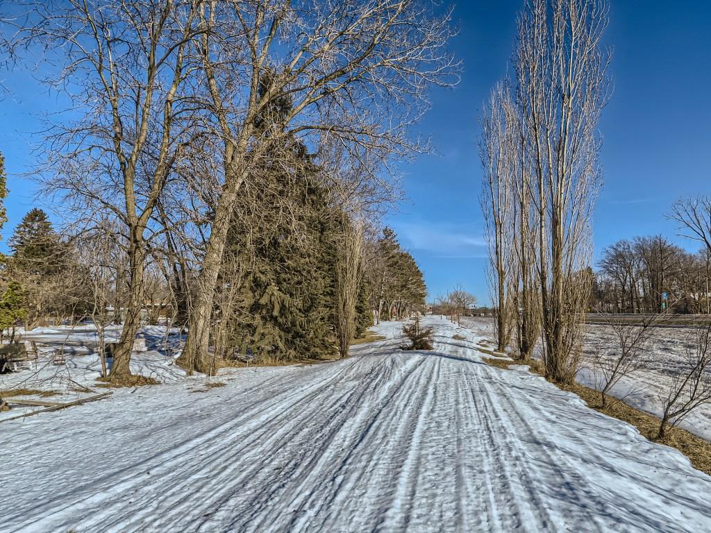 12207 Lake Lane, Lindstrom, Minnesota image 16