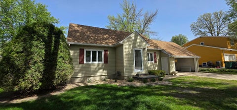 Homes For Sale - 1208 Kent Avenue<br/> Freeborn County, Albert Lea, MN 56007