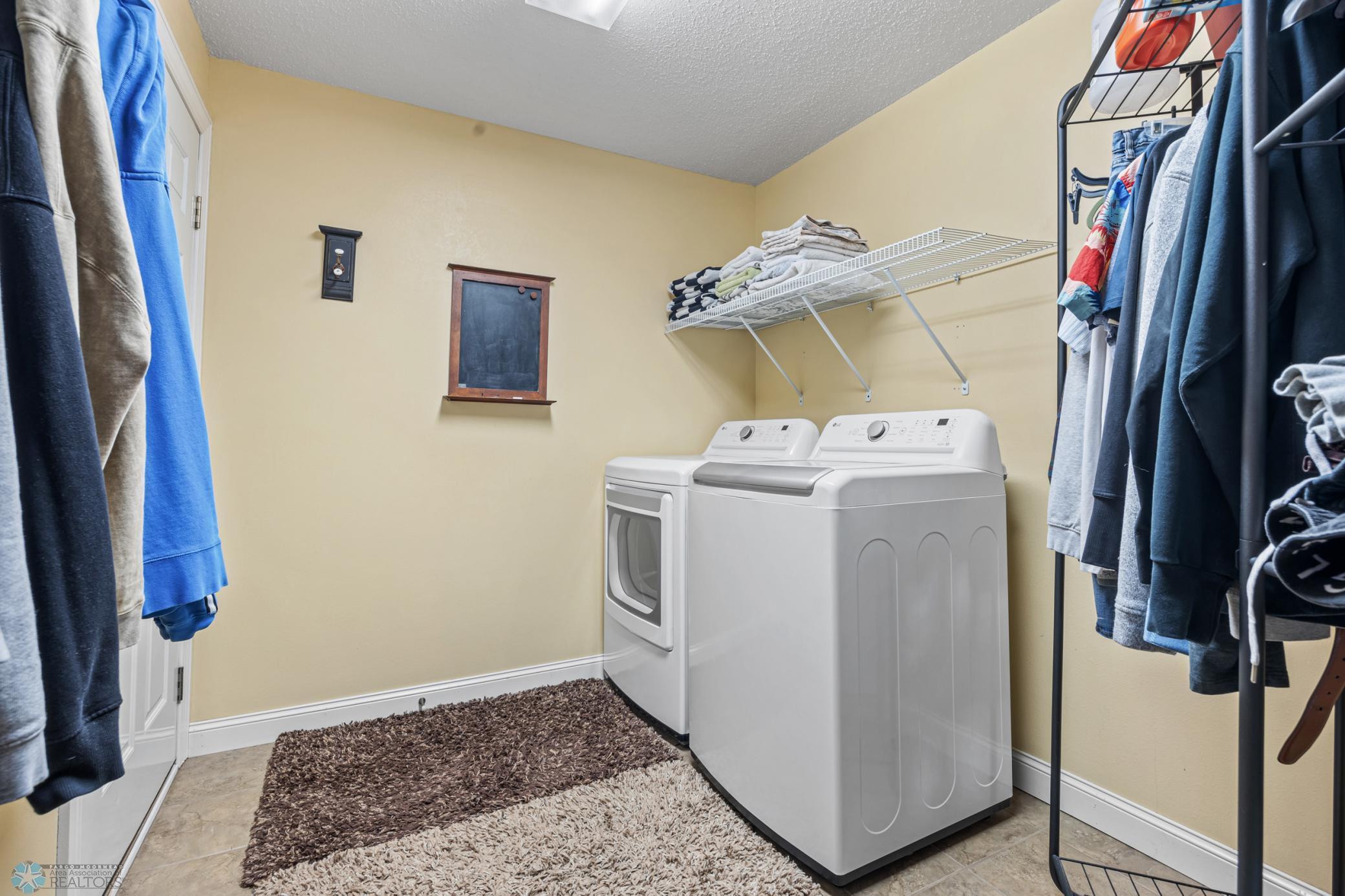 5103 Rose Creek Parkway, Fargo, North Dakota image 32