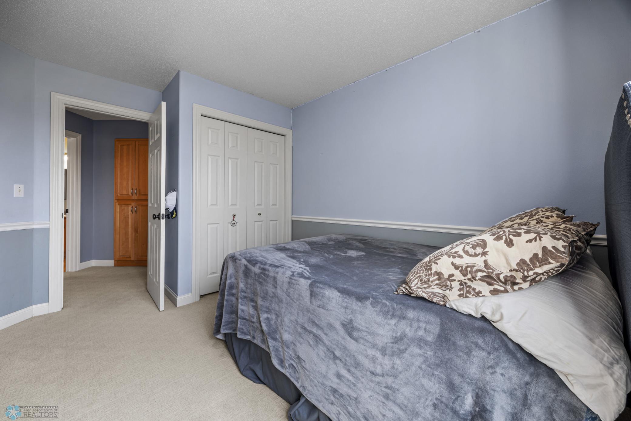 5103 Rose Creek Parkway, Fargo, North Dakota image 23