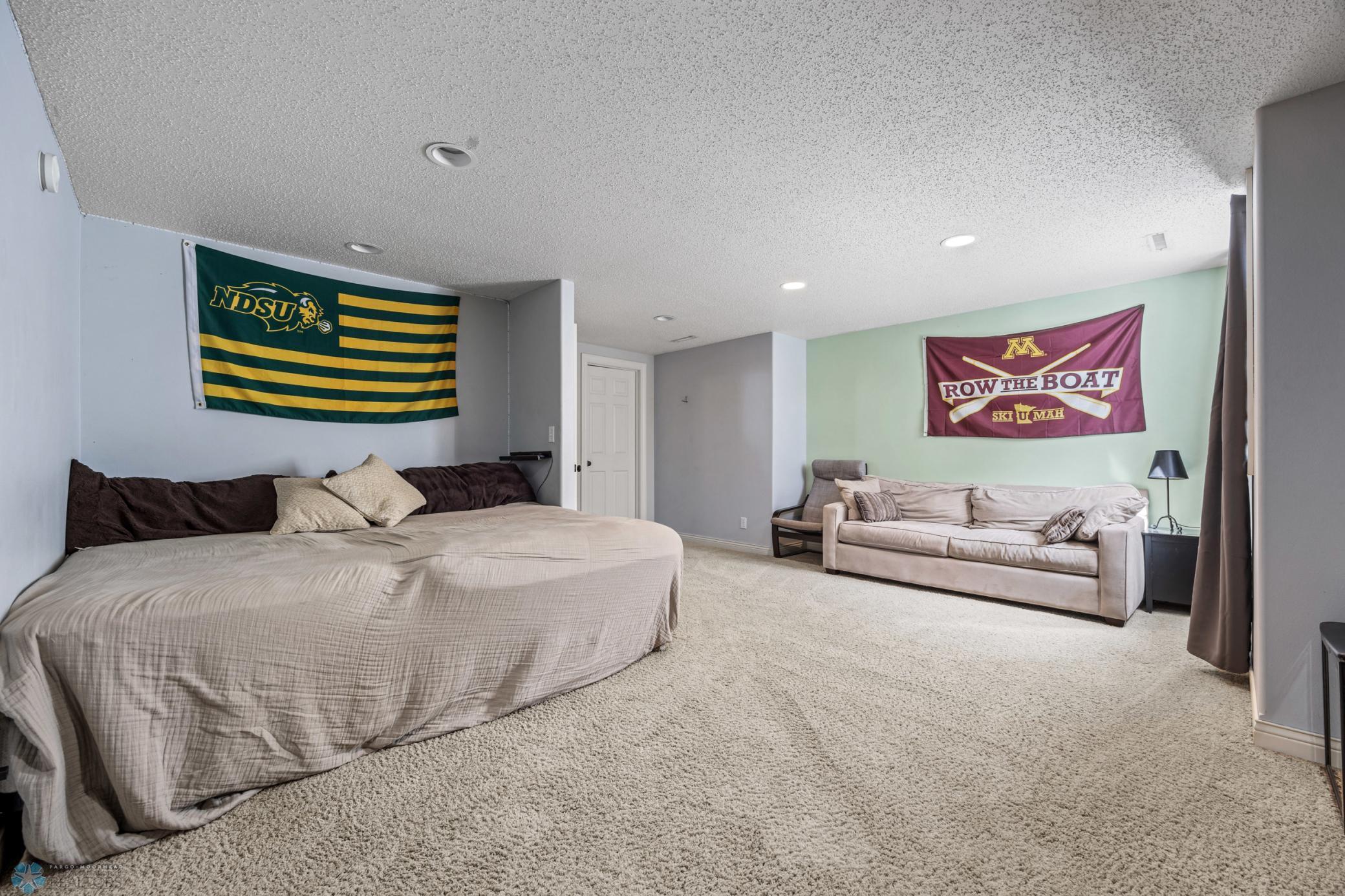 5103 Rose Creek Parkway, Fargo, North Dakota image 31