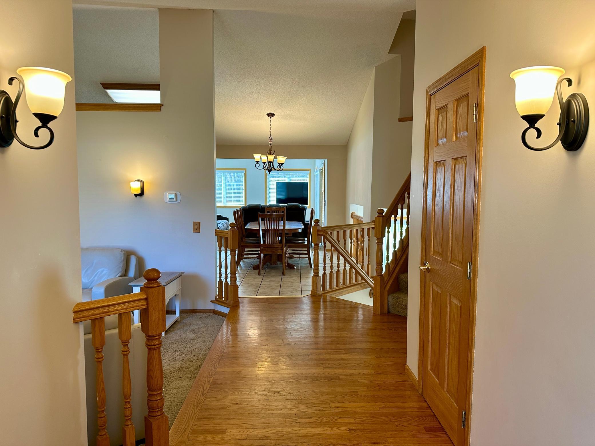 650 River Birch Place, Circle Pines, Minnesota image 4