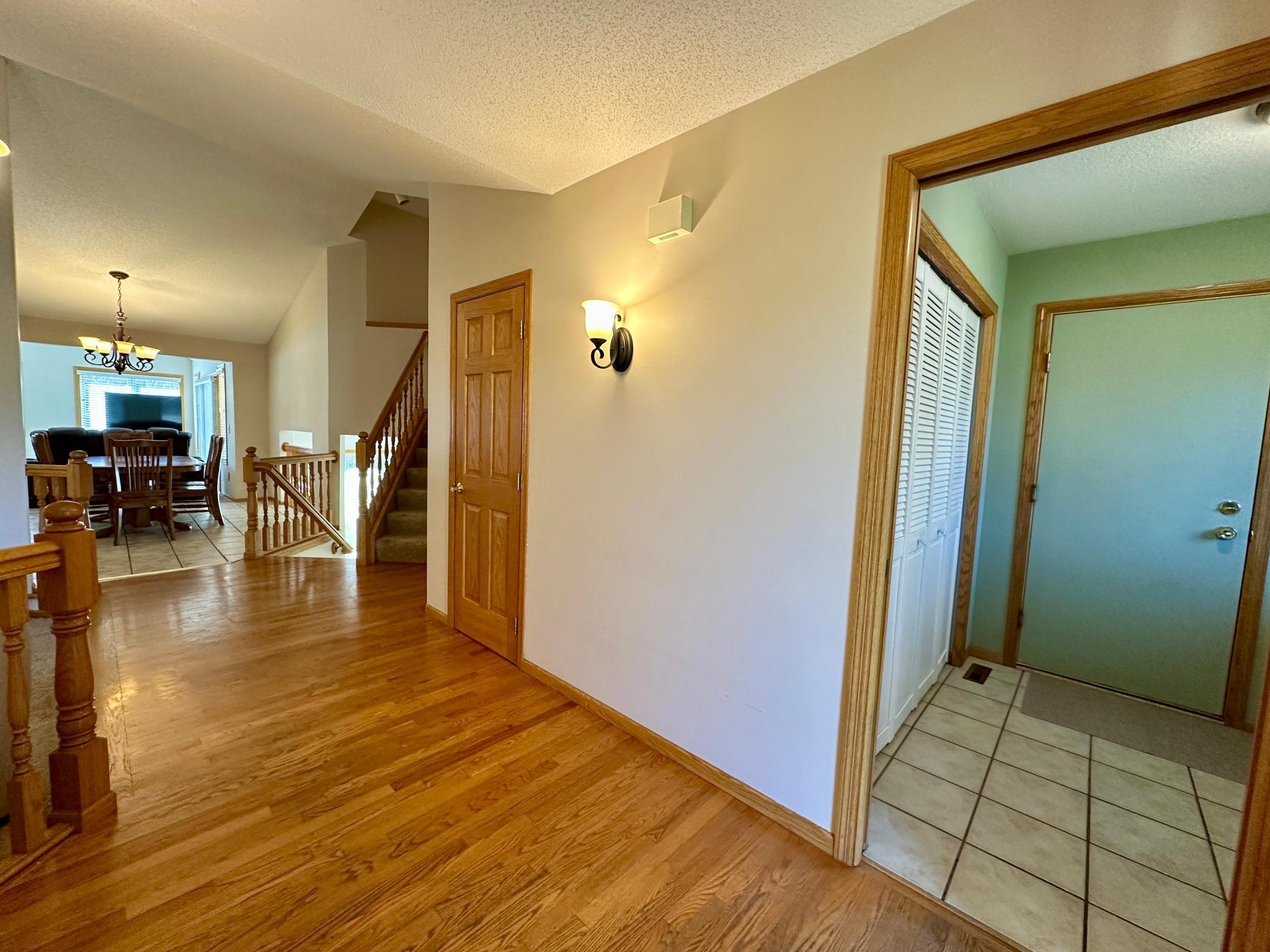 650 River Birch Place, Circle Pines, Minnesota image 5