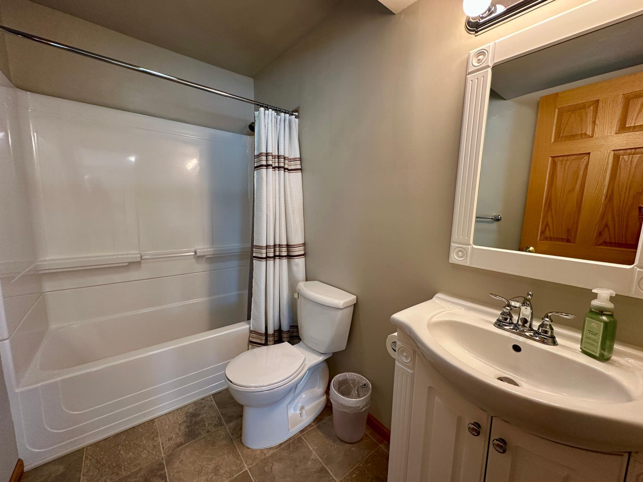 650 River Birch Place, Circle Pines, Minnesota image 27
