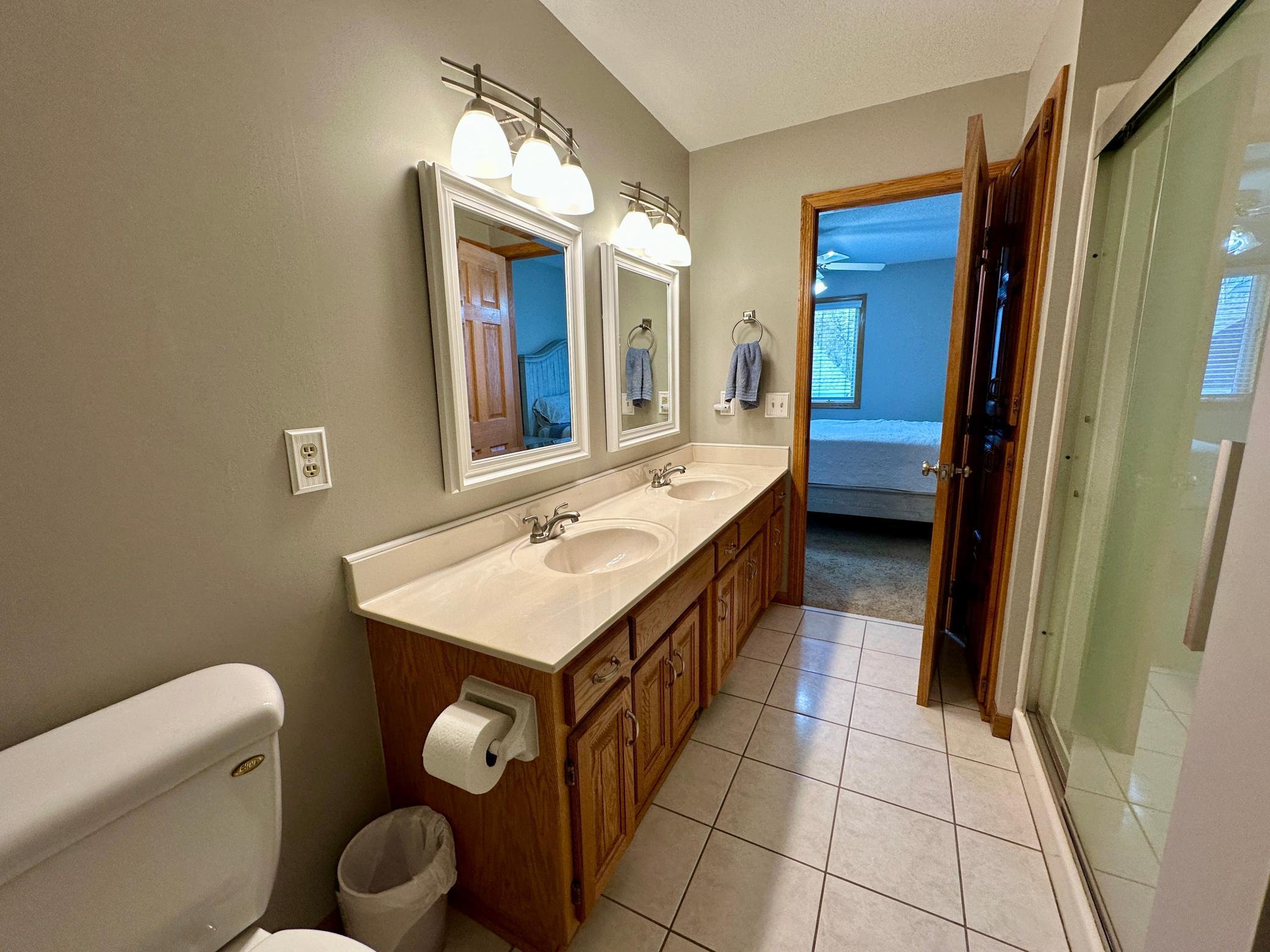 650 River Birch Place, Circle Pines, Minnesota image 18