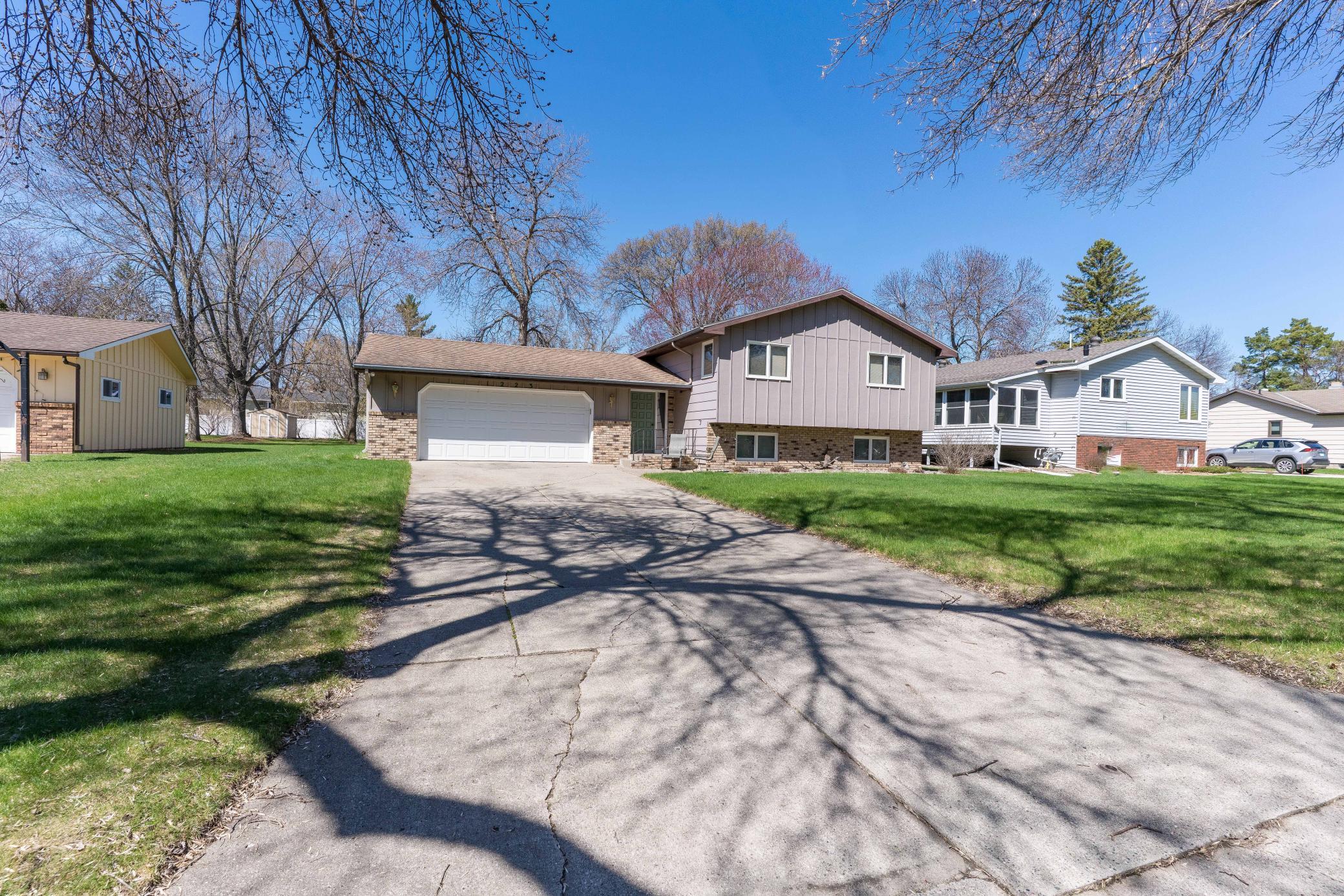 1223 N Concord Street, Fergus Falls, Minnesota image 2