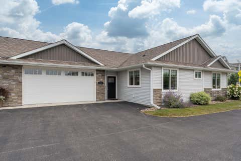 Townhouse For Sale - 3118 Prairie Rose Drive<br/> Mankato, MN 56001