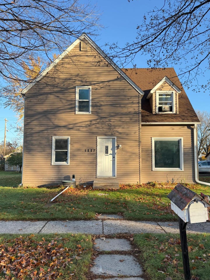 Photo 1 of 2 — 1227 14th Street E, Glencoe, MN 55336