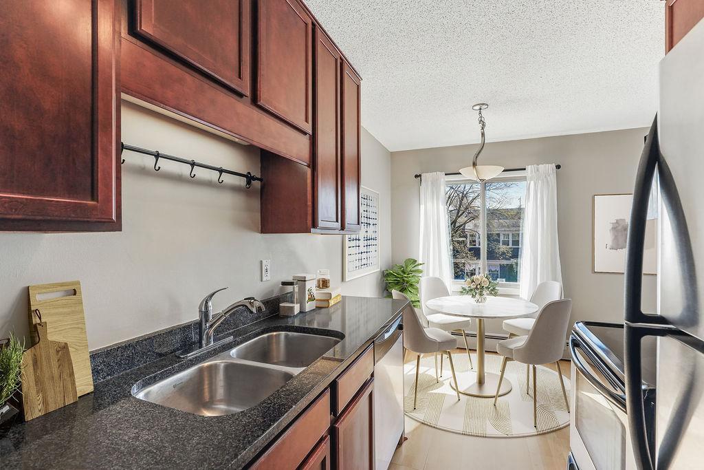 3236 Garfield Avenue #201, Minneapolis, Minnesota image 5