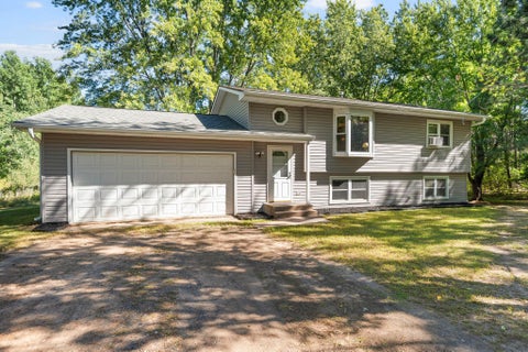 Homes For Sale - 33165 Heather Street<br/> Cambridge, MN 55008