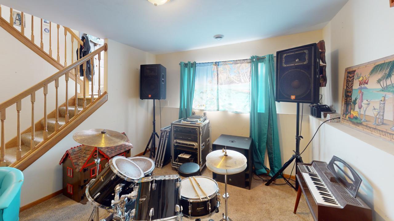 200 Ferndale Drive, Braham, Minnesota image 12