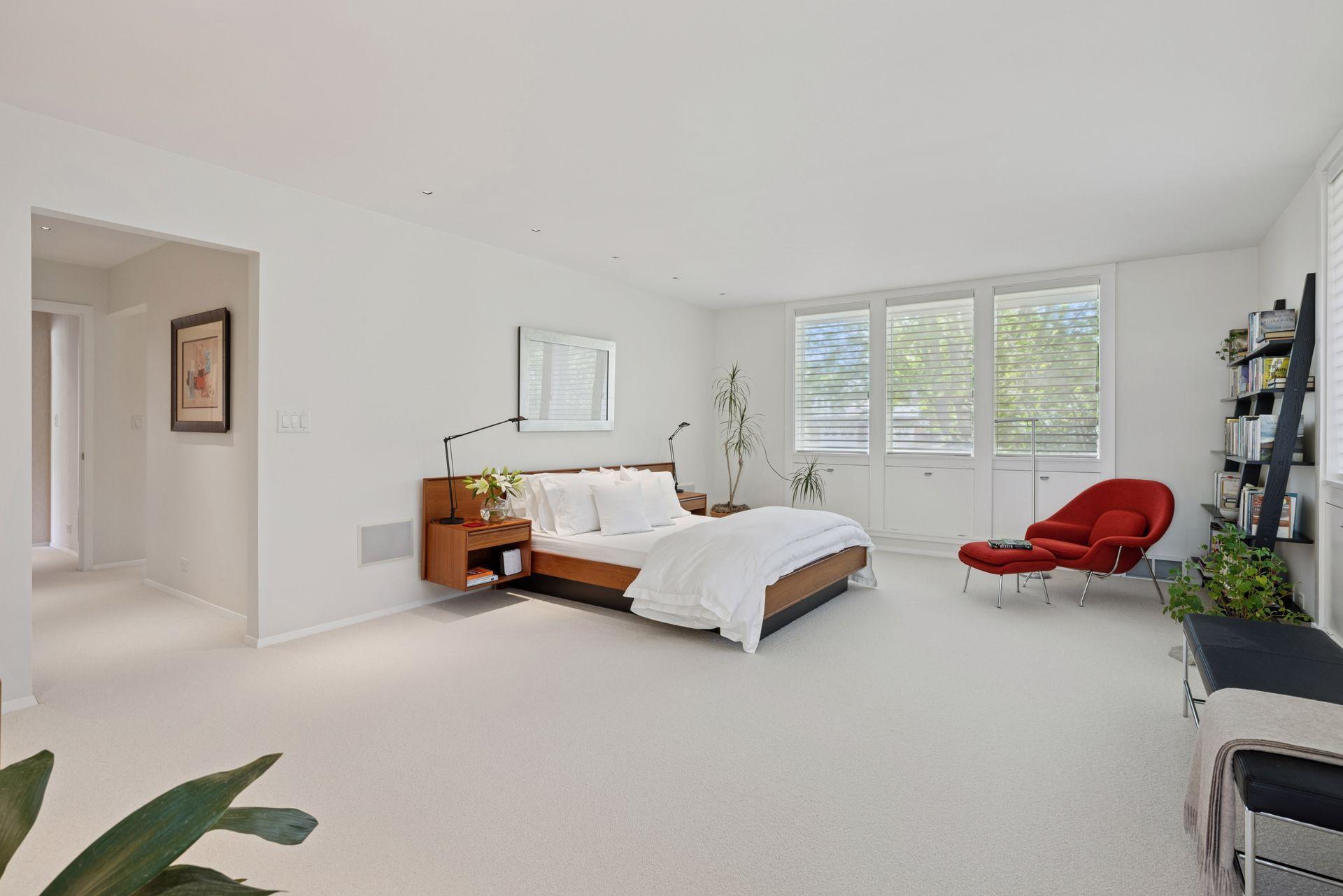 4801 E Sunnyslope Road, Edina, Minnesota image 32