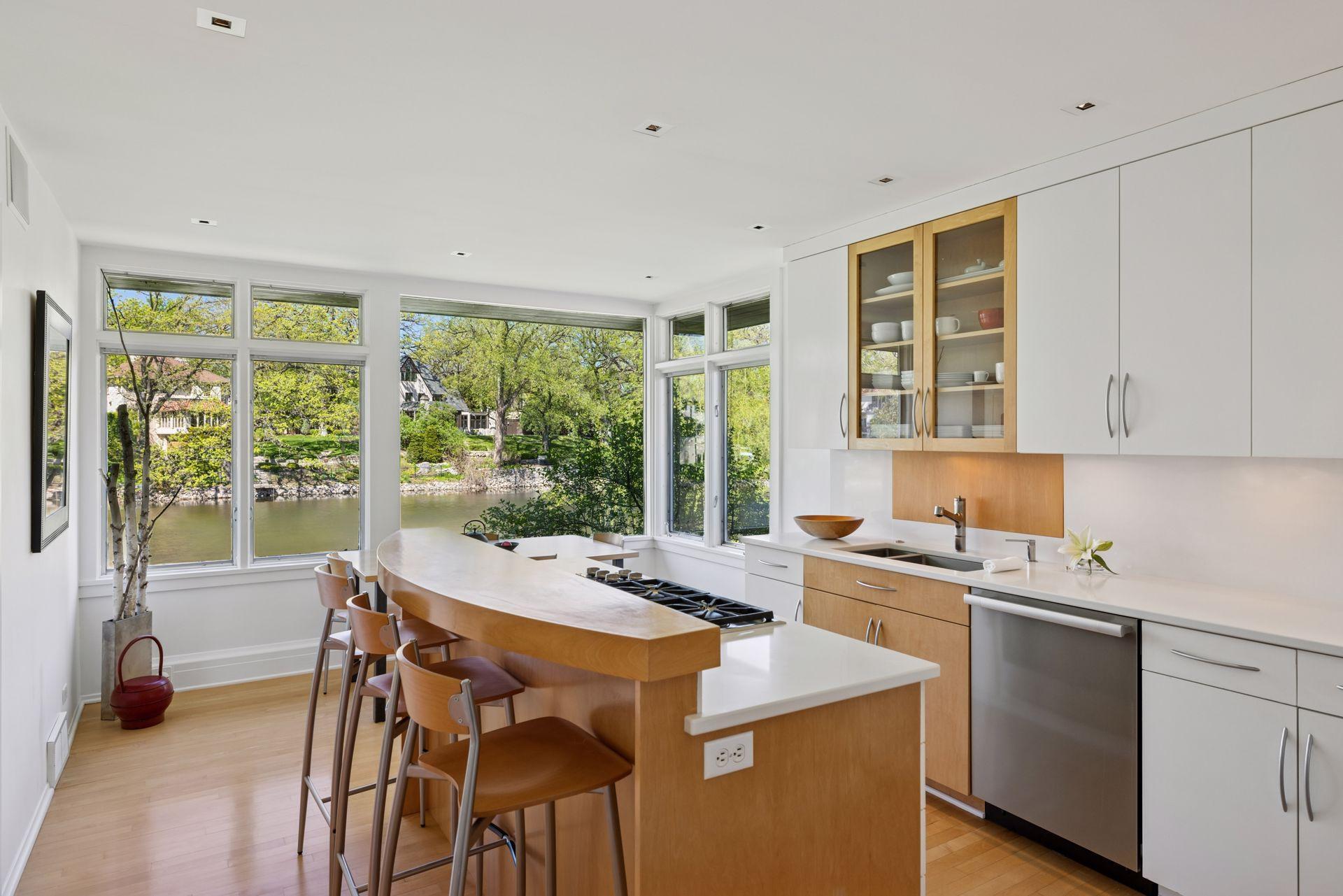 4801 E Sunnyslope Road, Edina, Minnesota image 18