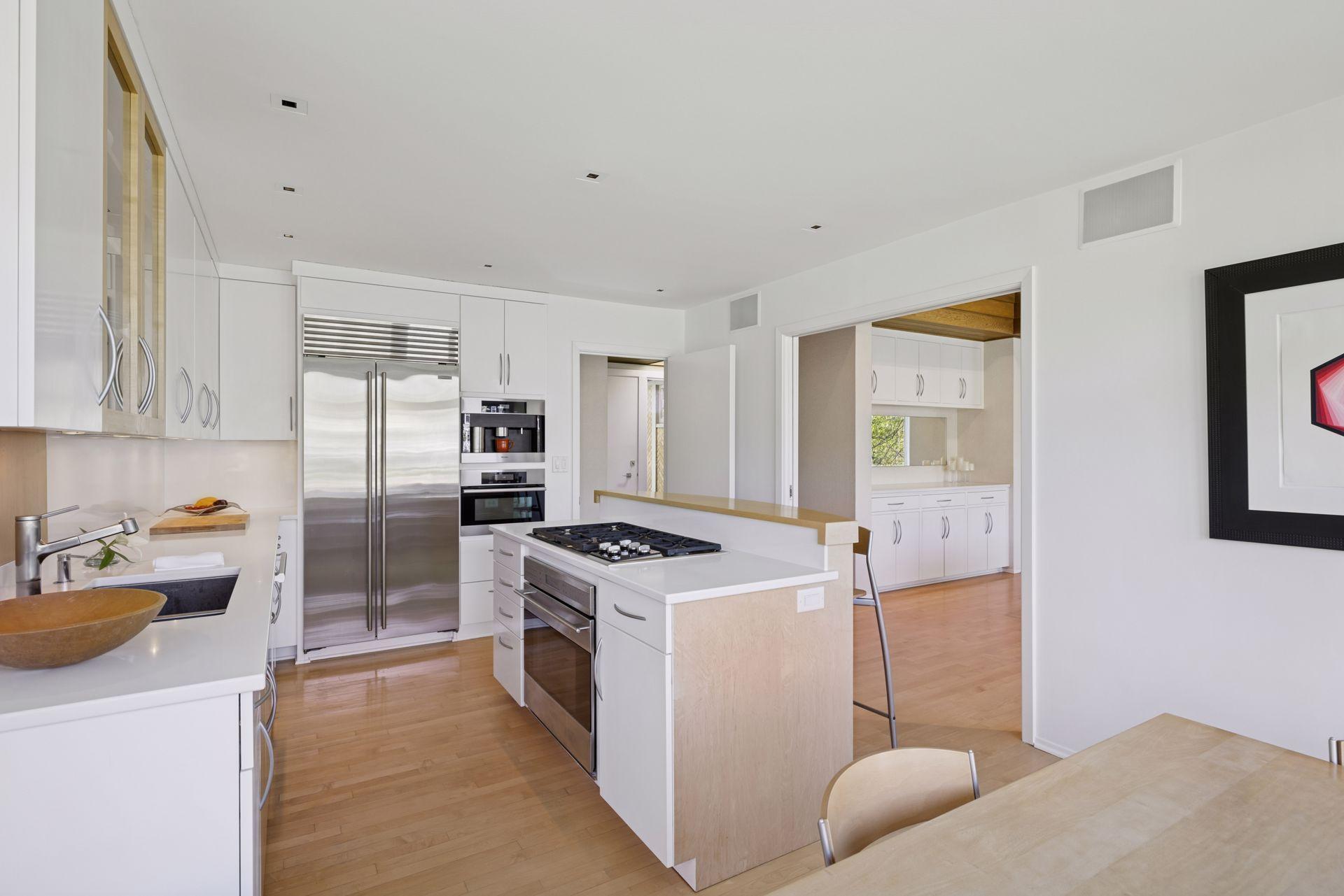 4801 E Sunnyslope Road, Edina, Minnesota image 22