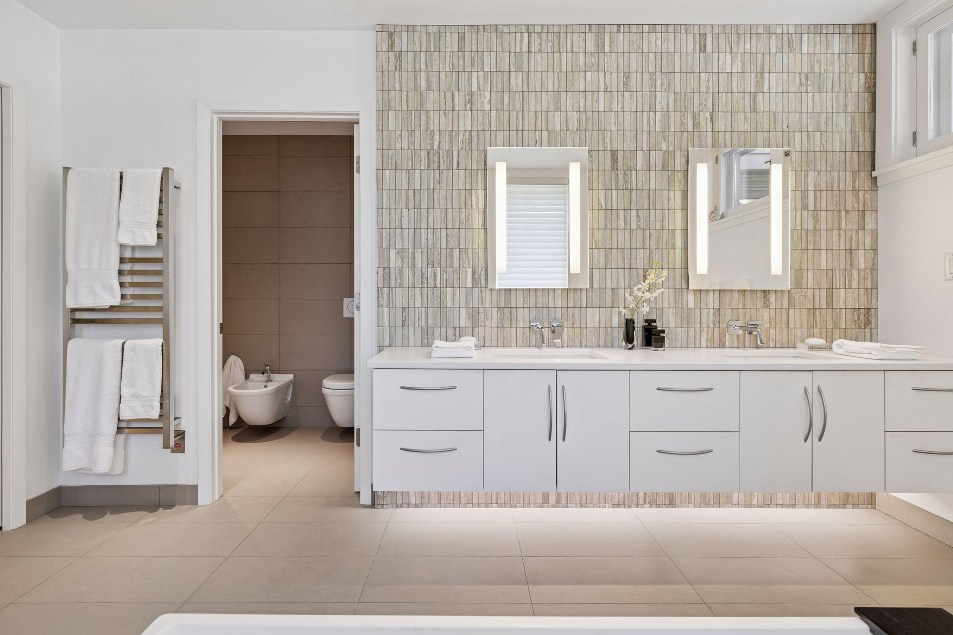 4801 E Sunnyslope Road, Edina, Minnesota image 39