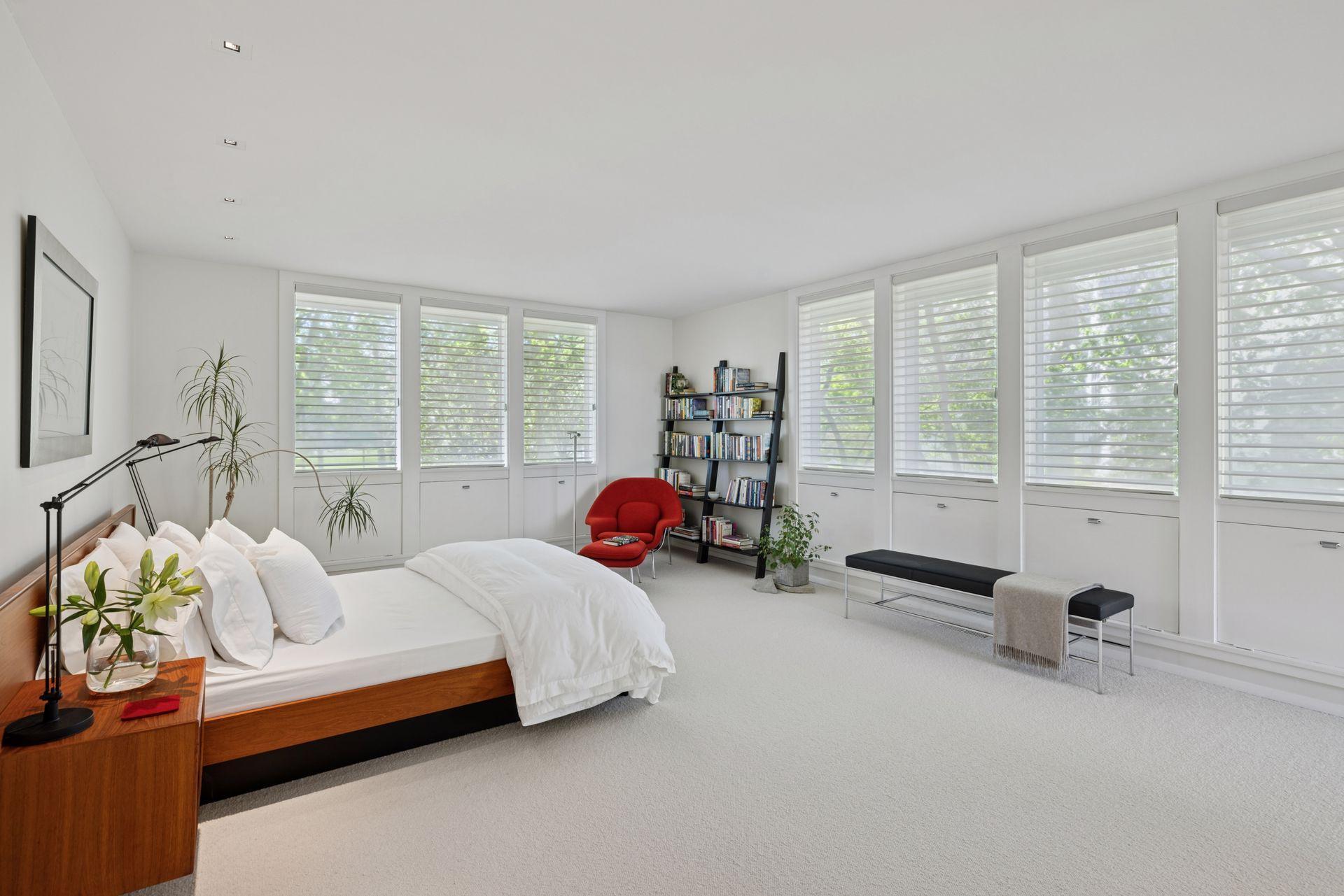 4801 E Sunnyslope Road, Edina, Minnesota image 33