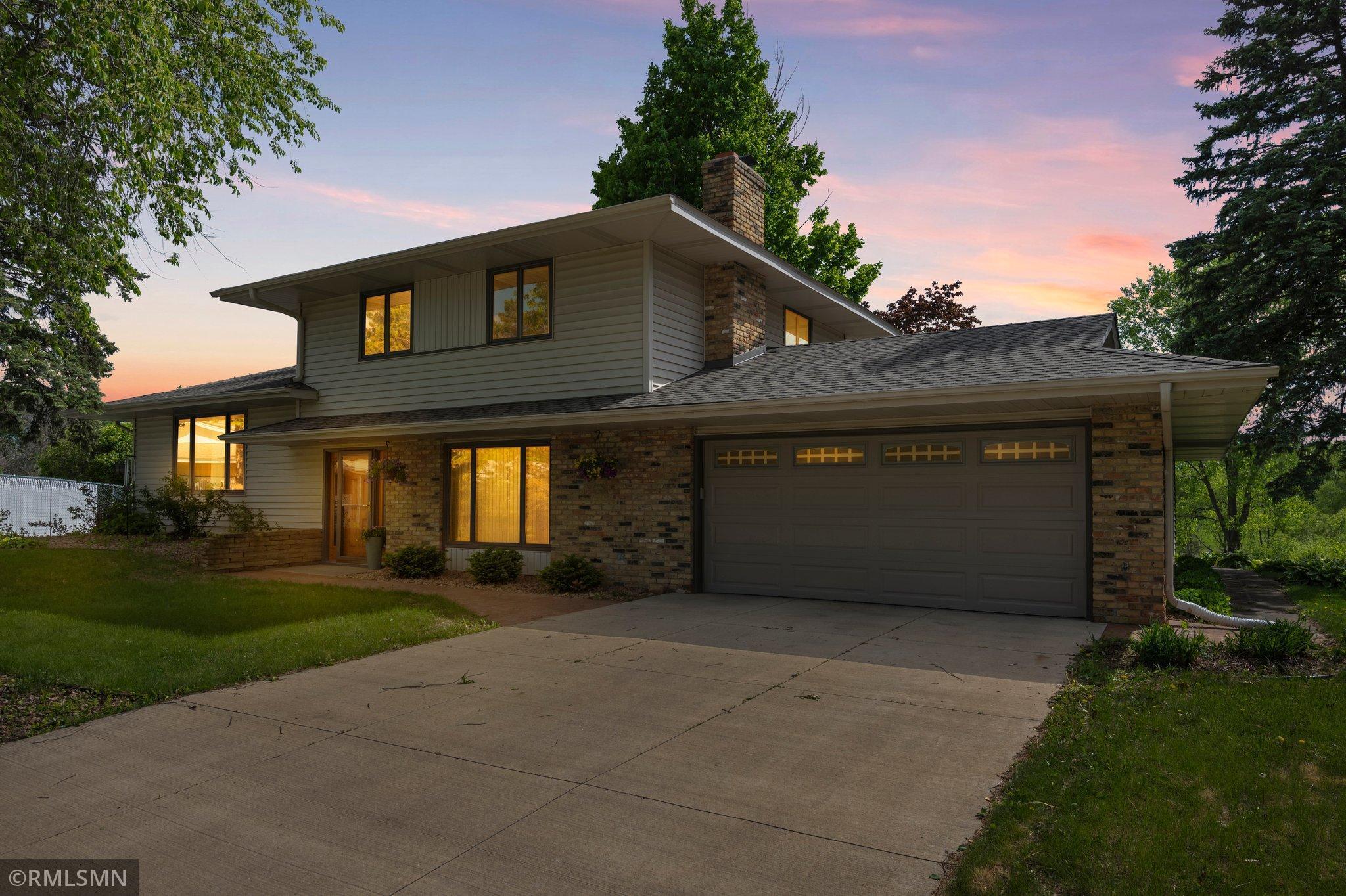 8821 82nd Street Court, Cottage Grove, Minnesota image 1
