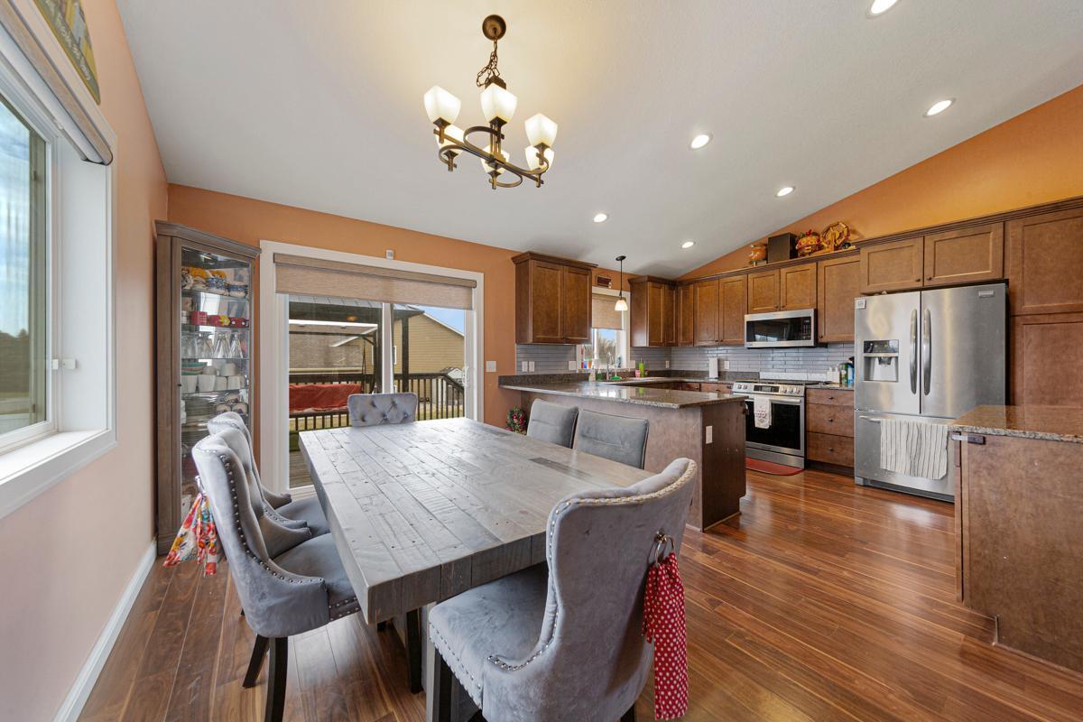 1301 Brentwood Circle, Faribault, Minnesota image 13