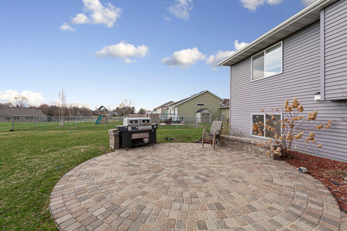 1301 Brentwood Circle, Faribault, Minnesota image 37