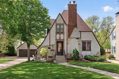 Homes For Sale - 933 Delaware Avenue<br/> Dakota County, Saint Paul, MN 55118
