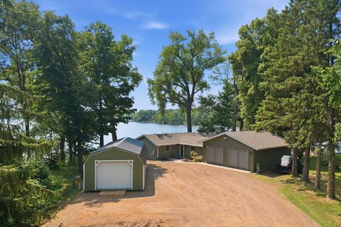 Homes For Sale - 18649 S Bay Lane<br/> Pine County, Pine City, MN 55063