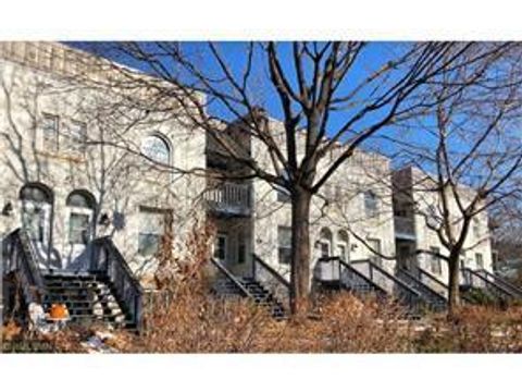 Condo For Sale - 1826 S 5th Street<br/> Minneapolis, MN 55454