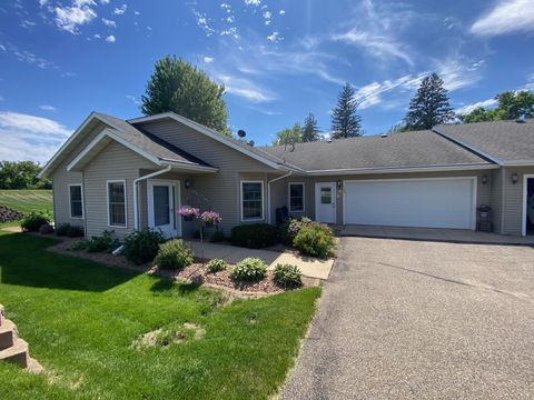 Homes For Sale - 1503 Highview Trail<br/> Albert Lea, MN 56007