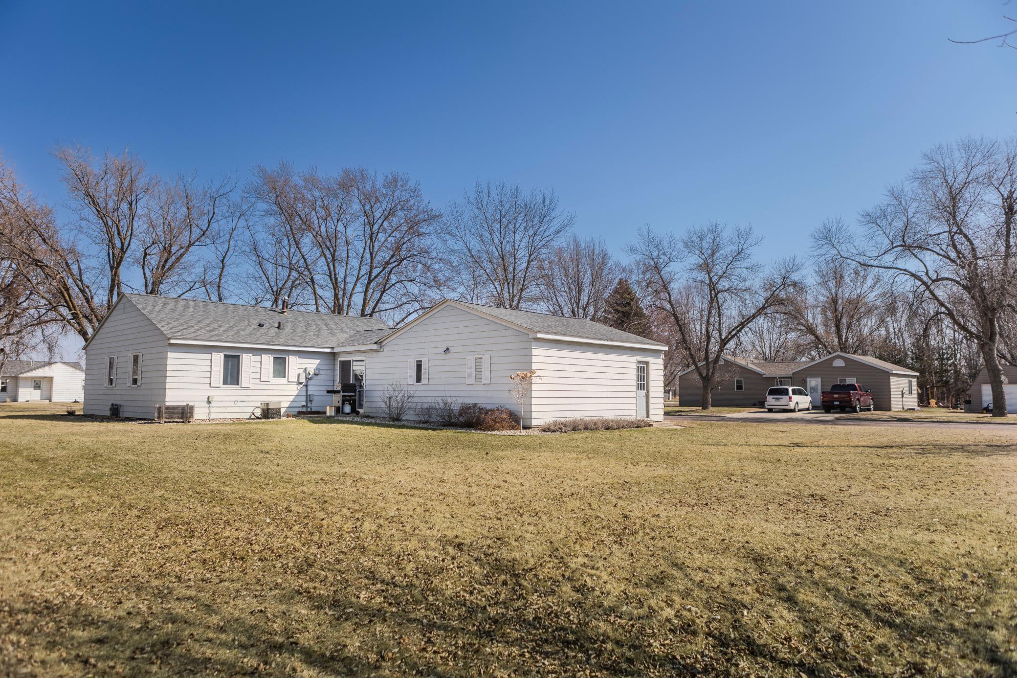 905 Willow Way, Benson, Minnesota image 4