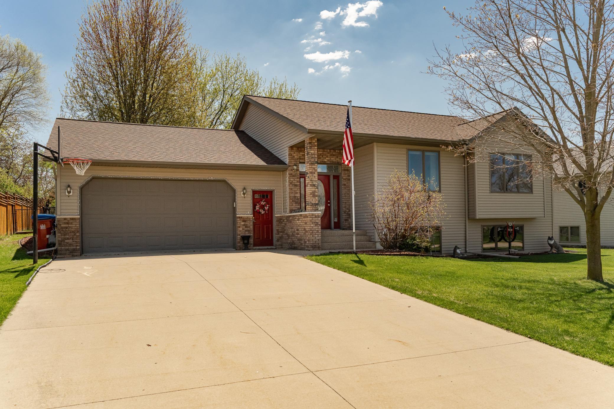 55 Benson Dr Dr, Lewiston, Minnesota image 1