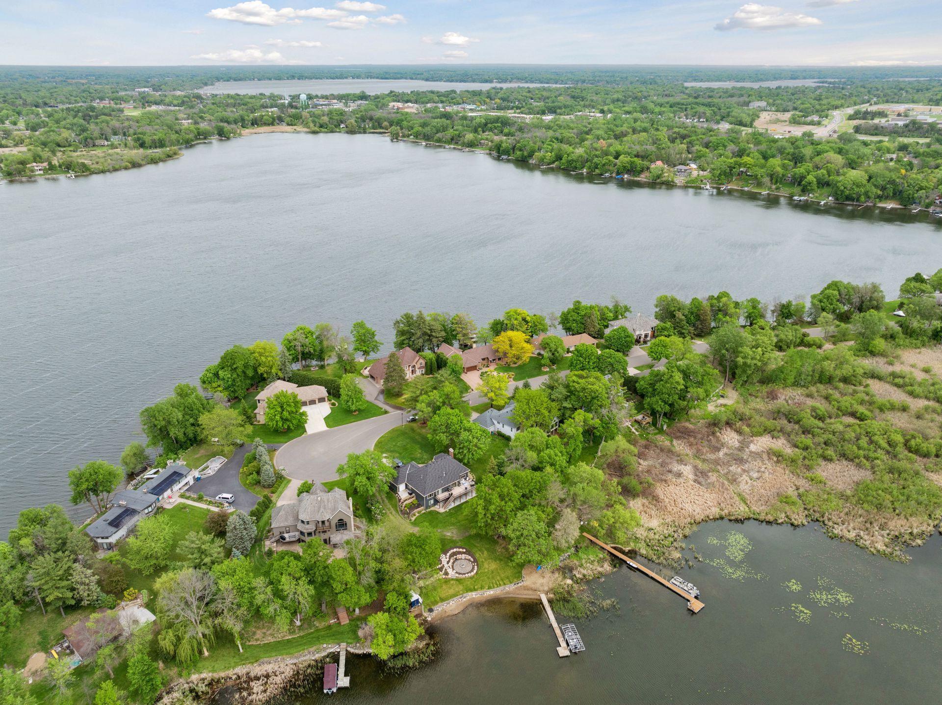 21273 Floral Bay Drive, Forest Lake, Minnesota image 6
