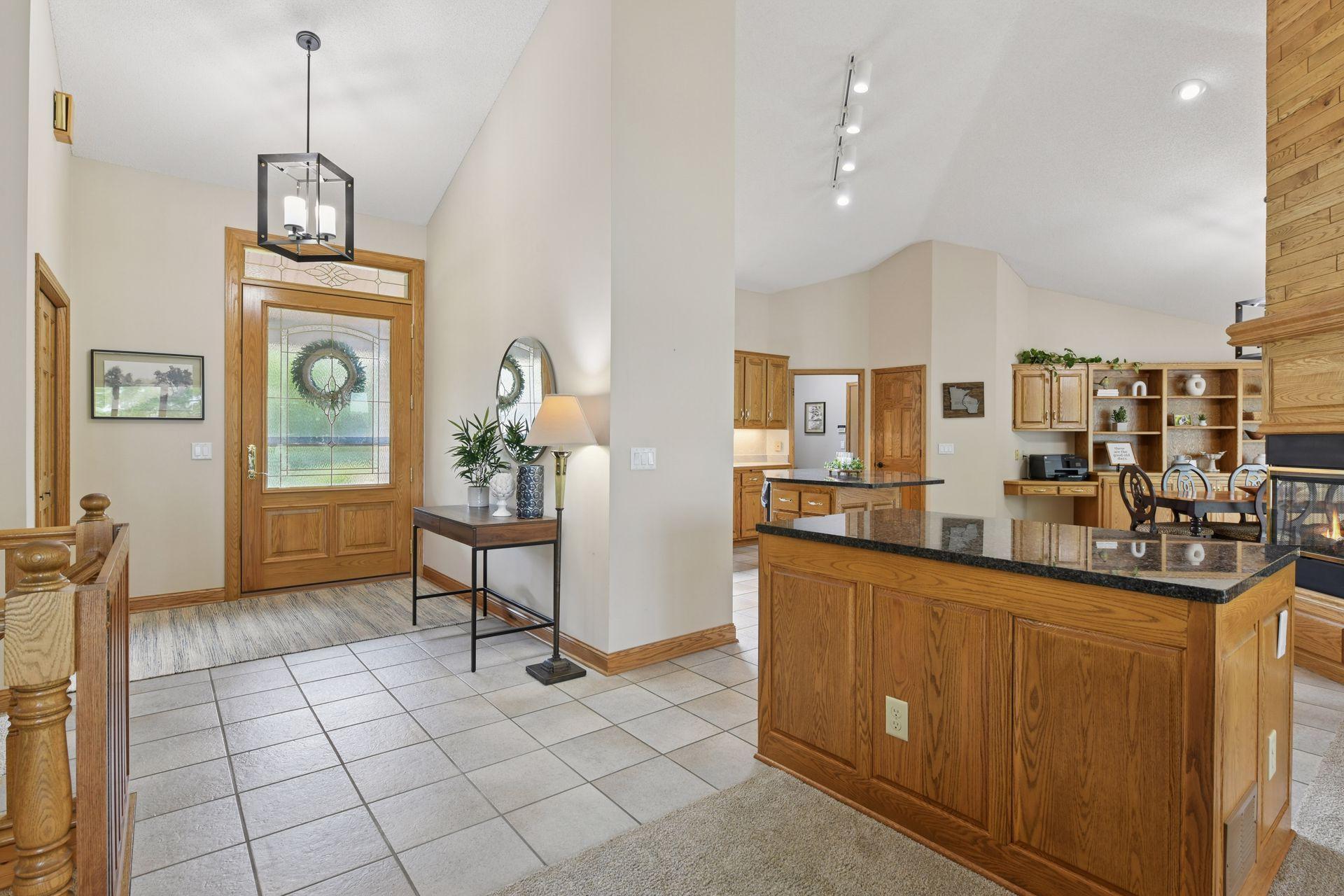 21273 Floral Bay Drive, Forest Lake, Minnesota image 26