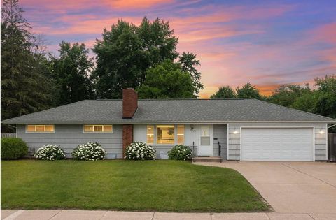 Homes For Sale - 9230 Portland Avenue<br/> Minneapolis, MN 55420