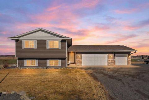 Homes For Sale - 1110 190th Street<br/> Dresser, WI 54009