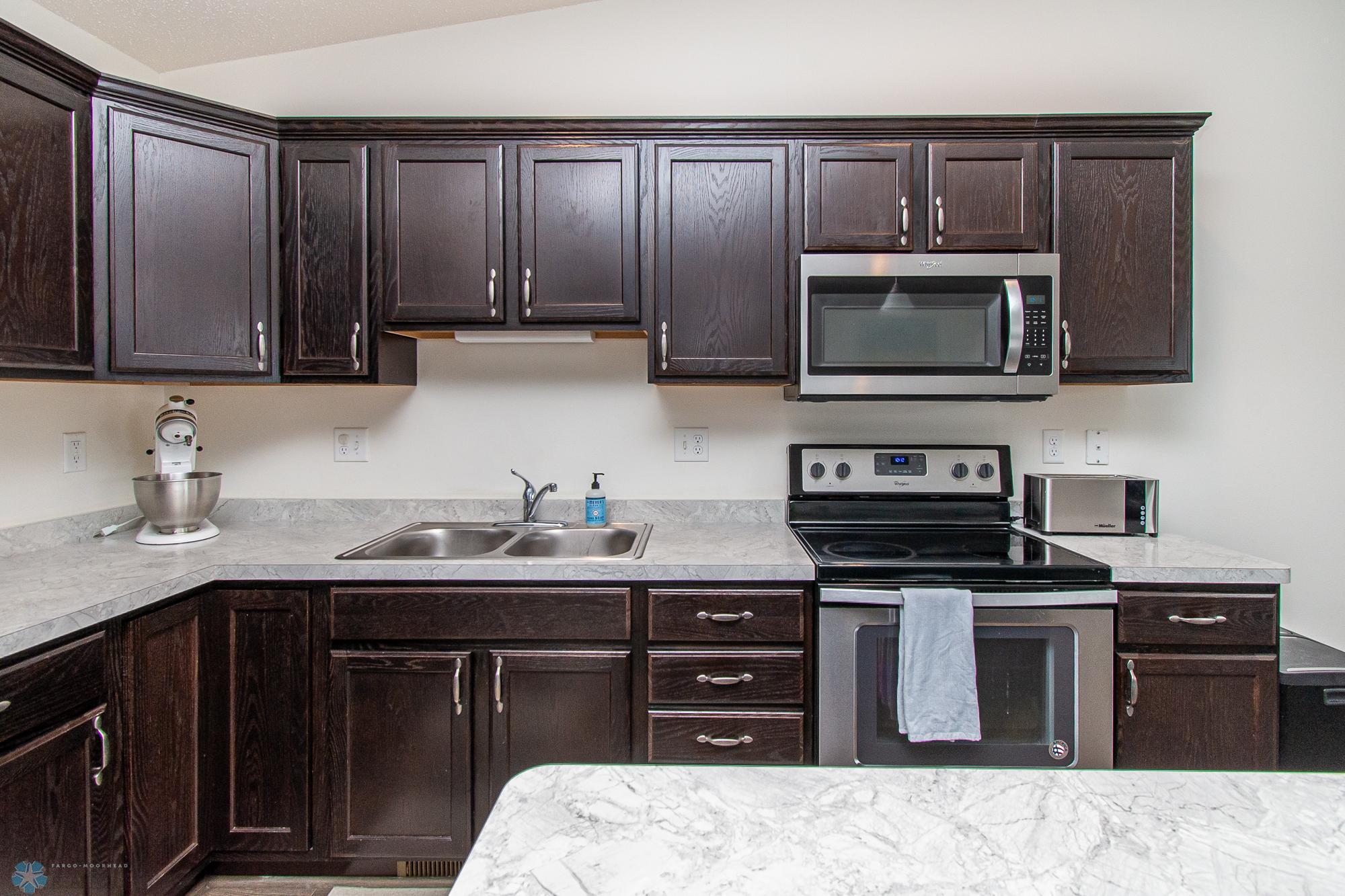 2163 Admiral Drive, West Fargo, North Dakota image 10
