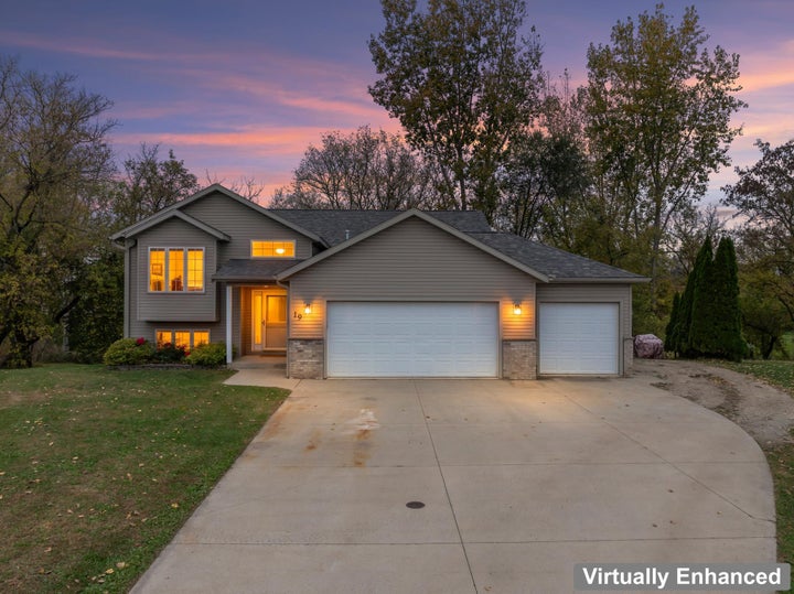 Photo 1 of 39 — 19 Rollins Drive, Elgin, MN 55932
