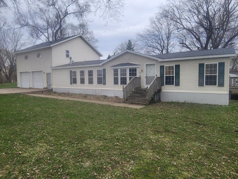 Homes For Sale - 288 W 18th Street<br/> Cochrane, WI 54622
