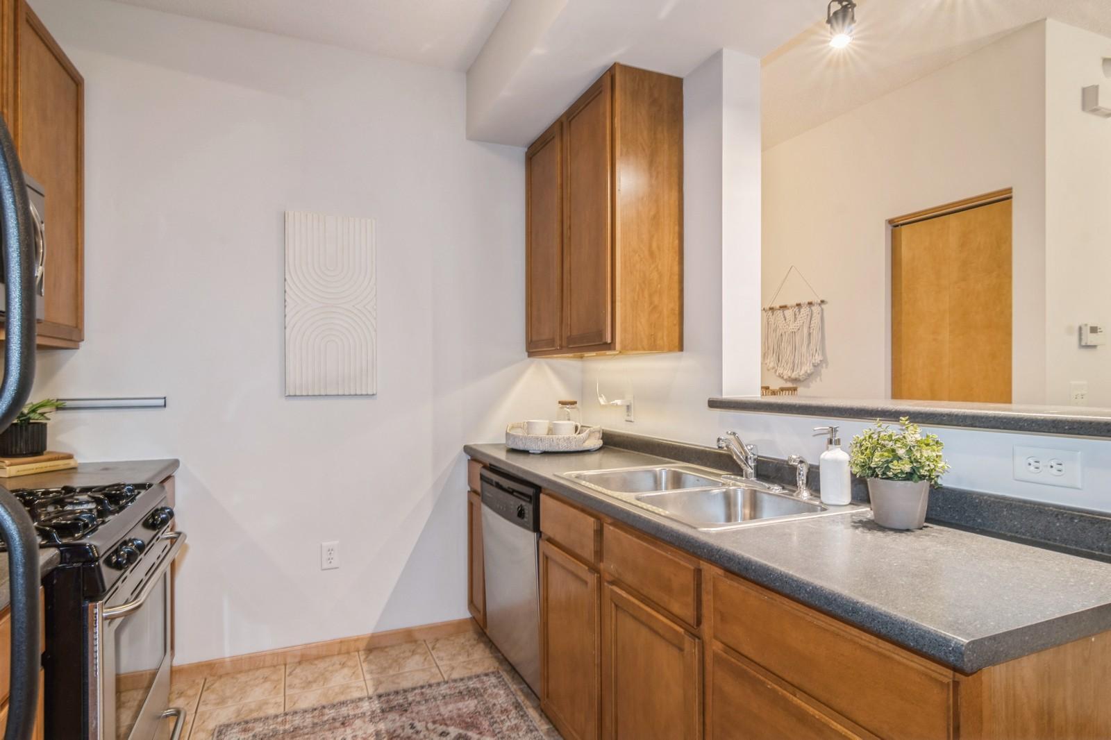 825 Berry Street #109, Saint Paul, Minnesota image 10
