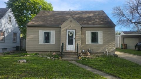 Homes For Sale - 1322 Dunham Street<br/> Freeborn County, Albert Lea, MN 56007
