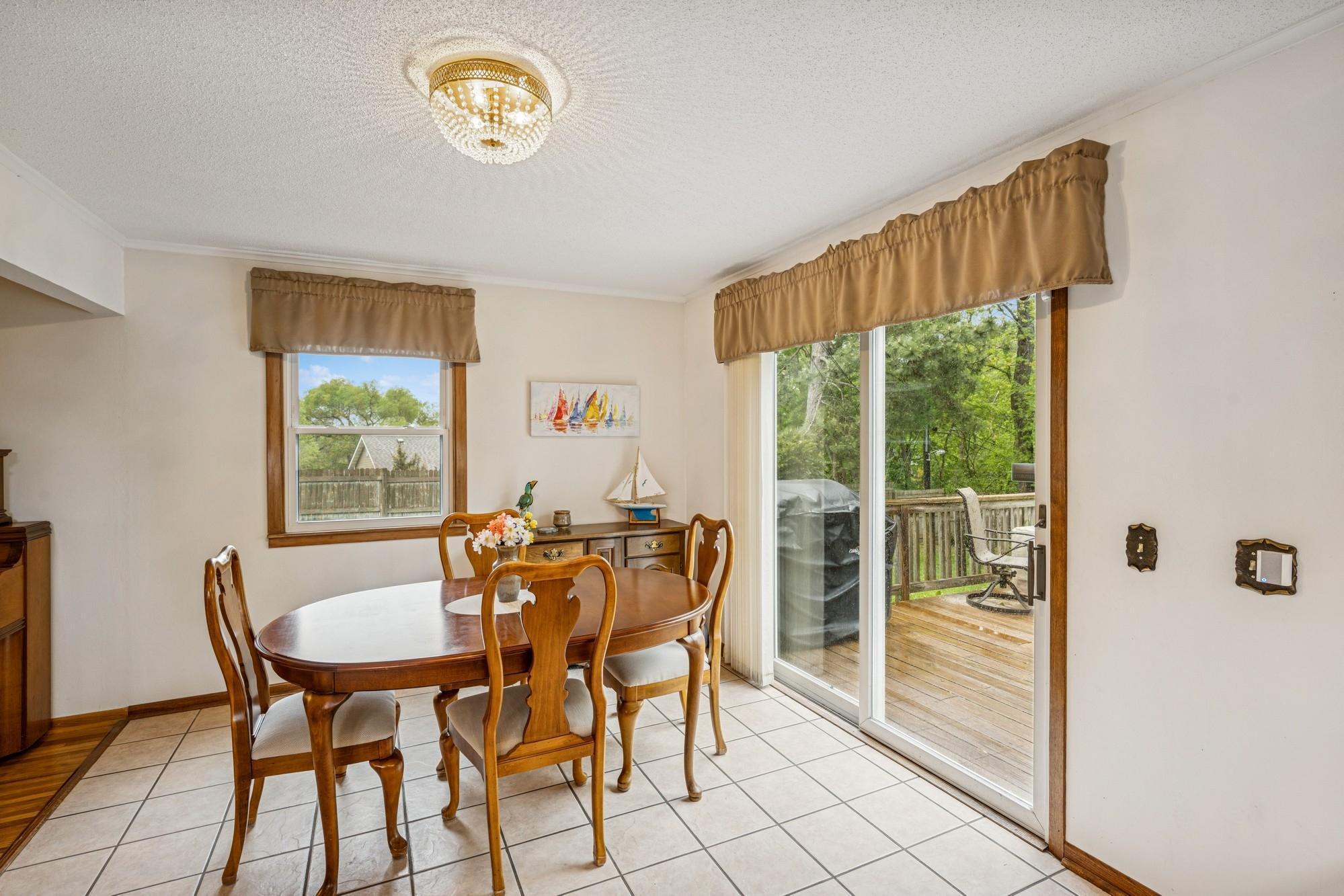 18701 Delton Avenue, Minnetonka, Minnesota image 34