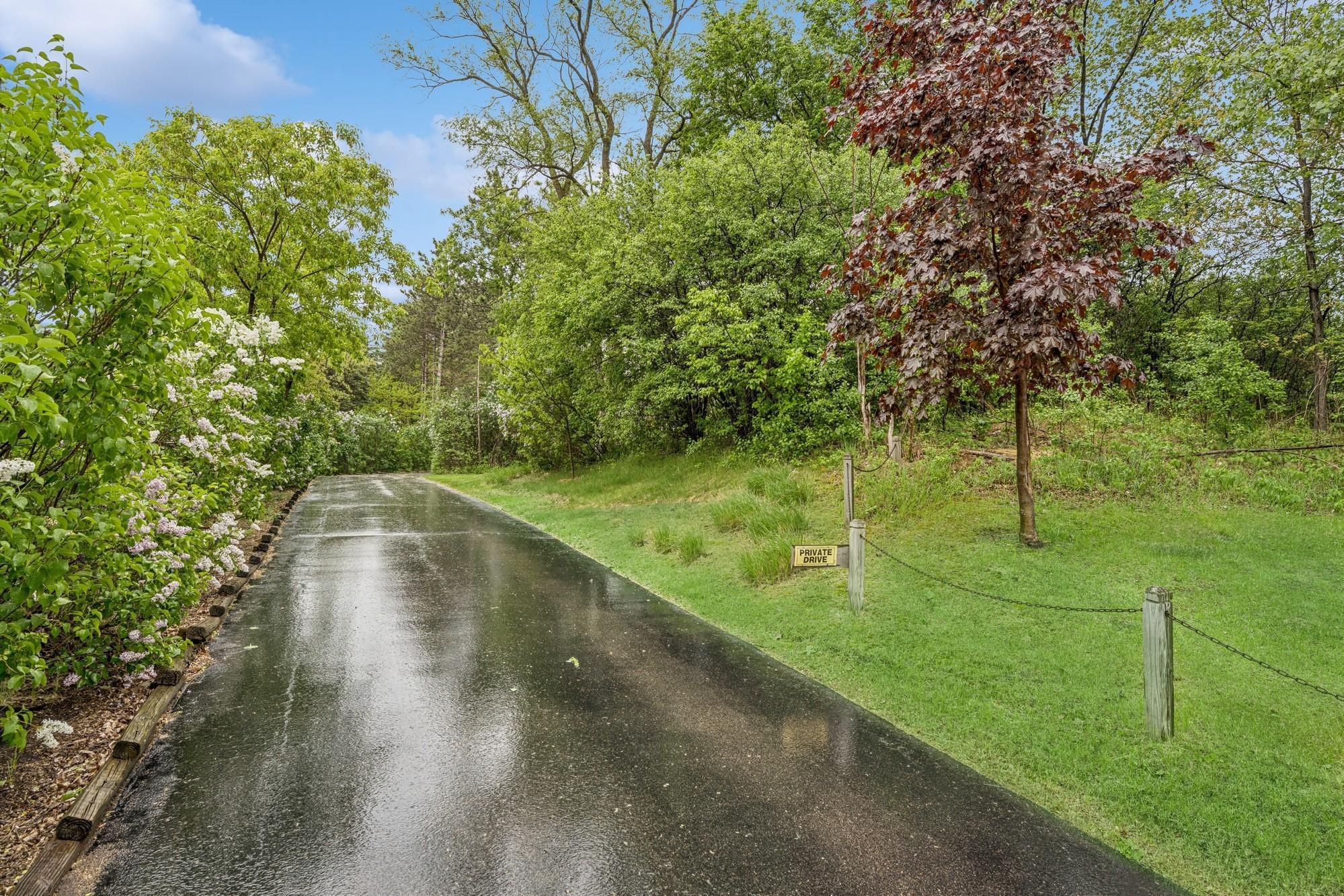 18701 Delton Avenue, Minnetonka, Minnesota image 7