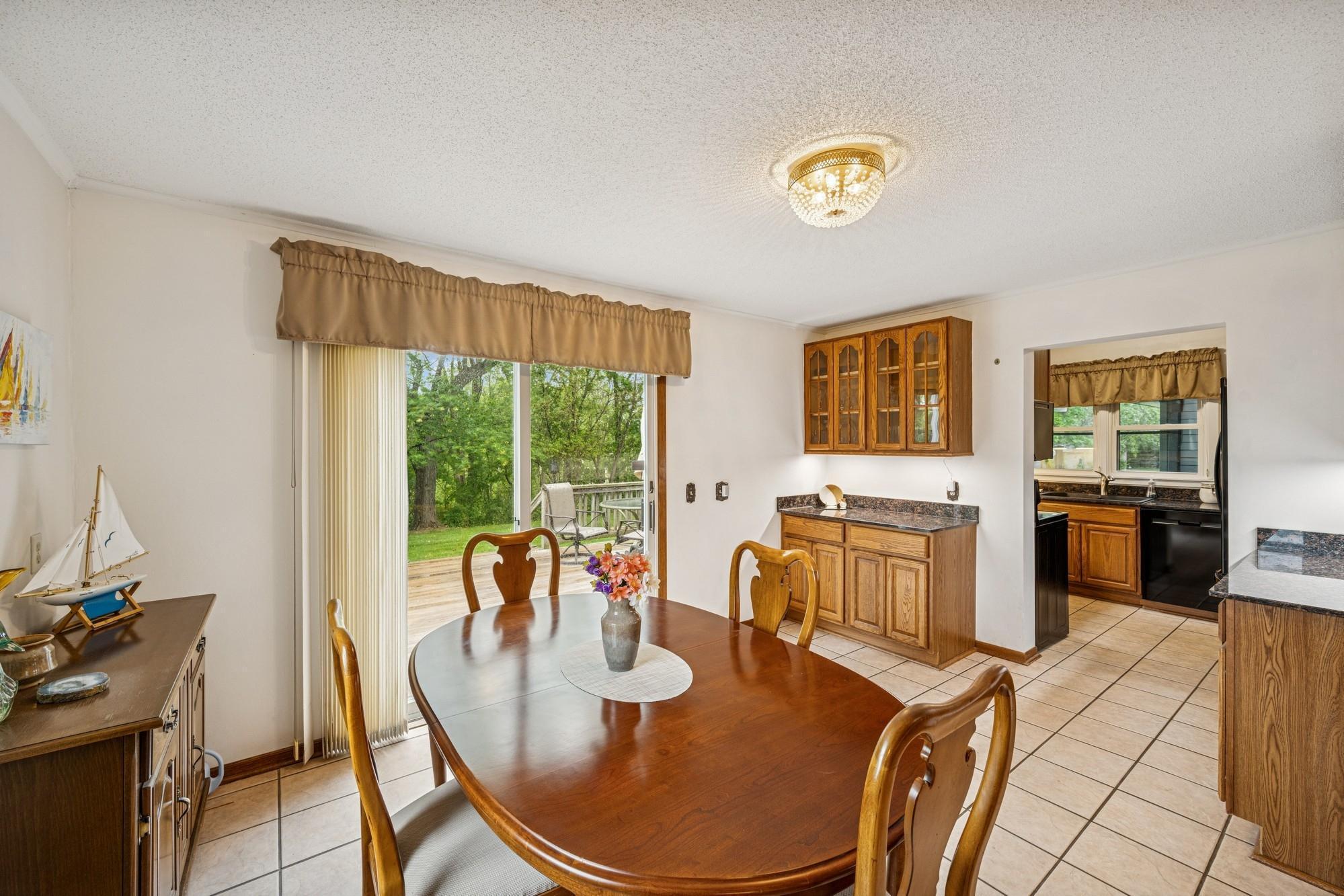 18701 Delton Avenue, Minnetonka, Minnesota image 32