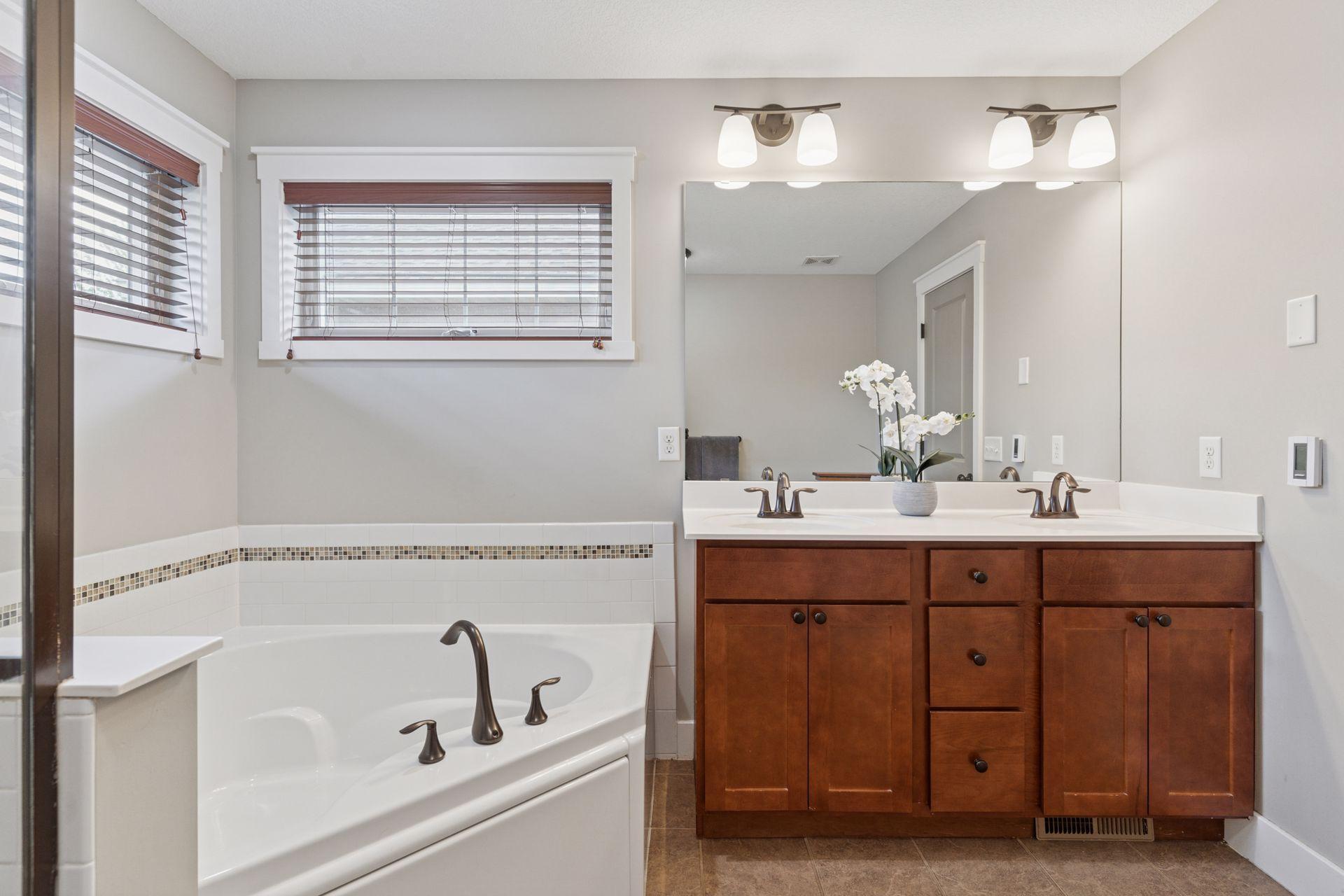 3415 Mulberry Alcove, Woodbury, Minnesota image 33