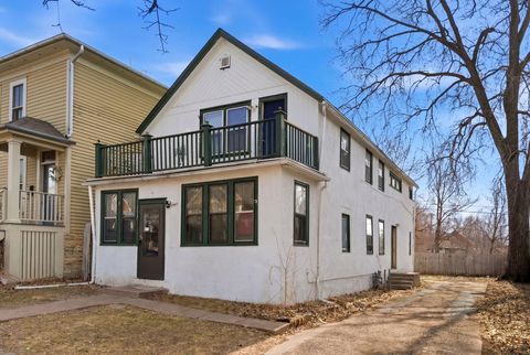 Multifamily For Sale - 692 4th Street<br/> Ramsey County, Saint Paul, MN 55106
