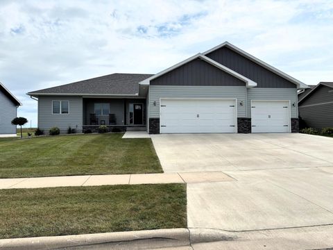 Homes For Sale - 1145 Horatio Street<br/> Fairmont, MN 56031