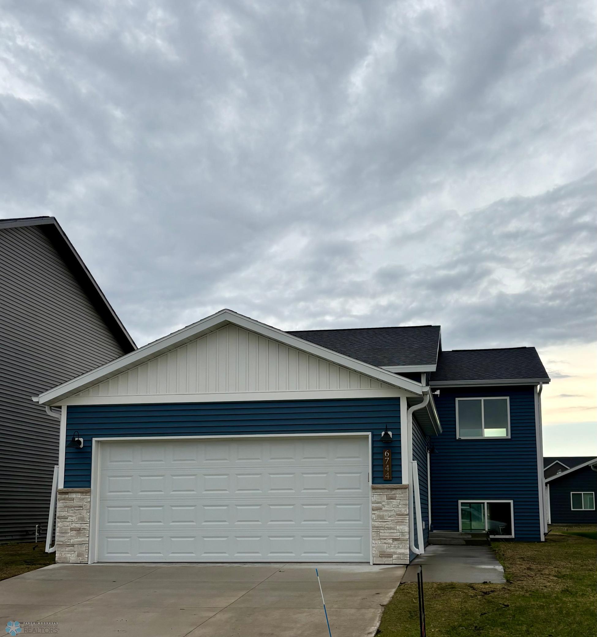 6744 66th Avenue, Horace, North Dakota image 1