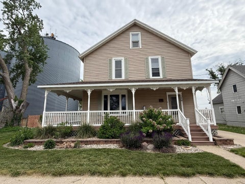 Apartment For Sale - 136 1st Avenue<br/> Alden, MN 56009
