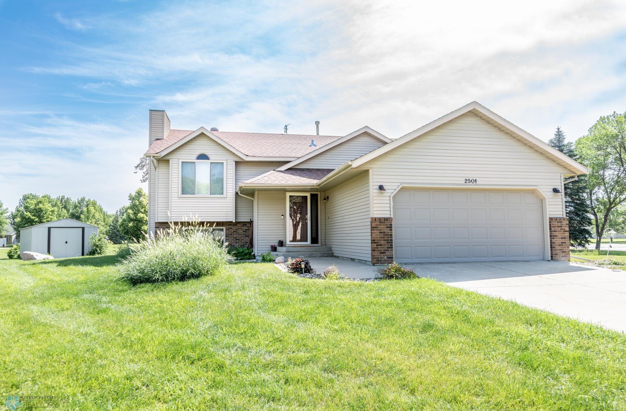 Fargo, North Dakota 58104, United States, 4 Bedrooms Bedrooms, ,3 BathroomsBathrooms,Residential,Active,159022